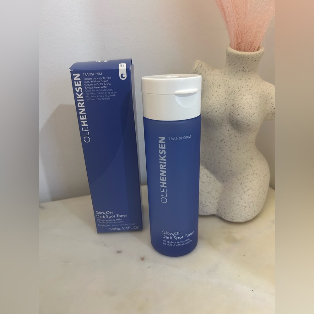 Olehenriksen Glow2OH 7% AHA Exfoliating Dark Spot Toner